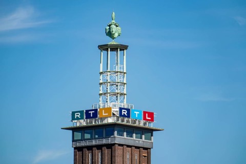 The old trade fair tower of the Cologne Exhibition Centre, with RTL logo, at the headquarters of