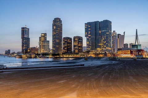 The Rijnhaven, a 28-hectare harbour basin, has now been filled in by almost a third to create space