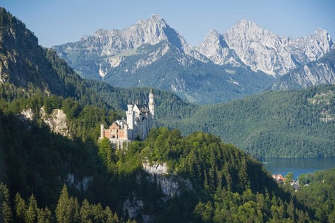 Neuschwanstein Castle, Hohenschwangau near Fuessen, Ostallgaeu, Allgaeu, Bavaria, Germany, Europe