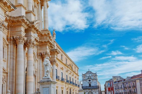 Piazza Duomo, Ortygia, Syracuse, Sicily, Italy, Europe