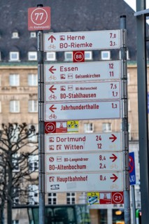 Cycle path network, signposts, junction system, city centre, Bochum, North Rhine-Westphalia,