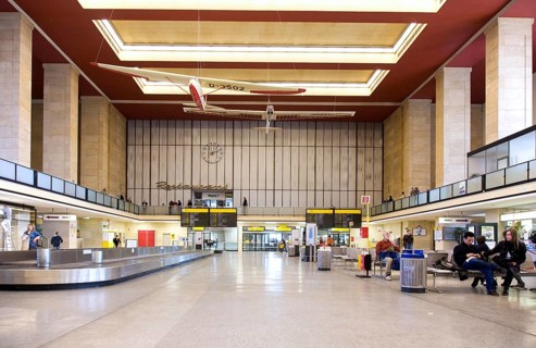 Passengers at Tempelhof Airport, two days in front of the closure of flight operations, Berlin, 28