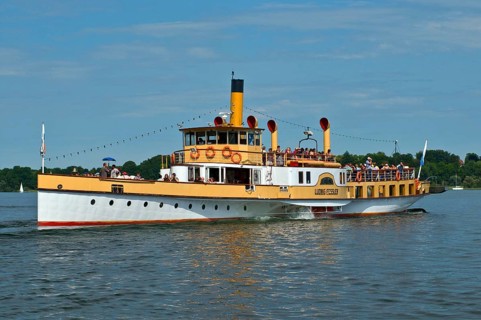 Europe, Germany, Bavaria, Chiemsee, Chiemgau, Prien-Stock, paddle steamer Ludwig Fessler from 1926