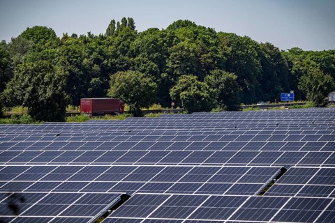 Solar park near Neukirchen-Vluyn, along the A40 motorway, over 10, 000 solar modules spread over 4