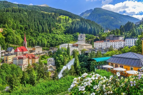 Panorama of the historic town centre with waterfall of the Gasteiner Ache, Bad Gastein, Gastein