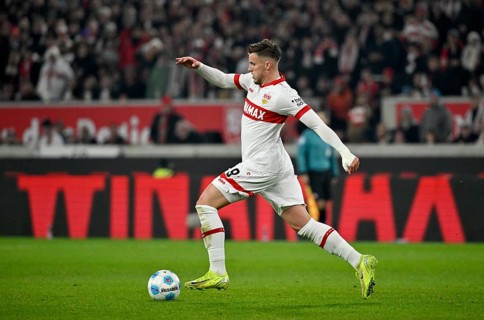 Ermedin Demirovic VfB Stuttgart (09) Action on the ball MHPArena, MHP Arena Stuttgart,