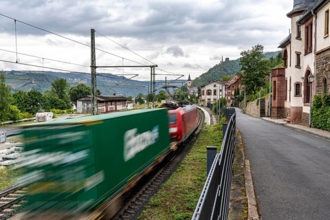 Upper Middle Rhine Valley, railway line on the right bank of the Rhine, goods train line, up to 400