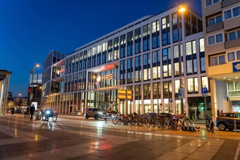 Corporate headquarters of the travel portal HRS, at Cologne Central Station, Breslauer Platz,