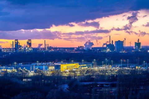 Skyline of the Duisburg steel site, Thyssenkrupp Steel Europe, in Duisburg-Bruckhausen, sunset,