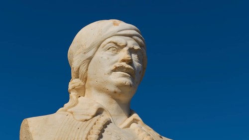Marble bust, freedom fighter, partisan, soldier, Hatzimachalis Dalianis, Frangokastello, Venetian
