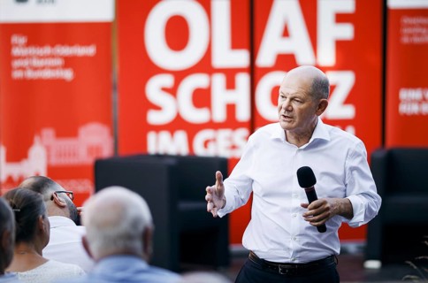 Federal Chancellor Olaf Scholz, (SPD), pictured during a citizens' dialogue in Seelow. 29.08.2024