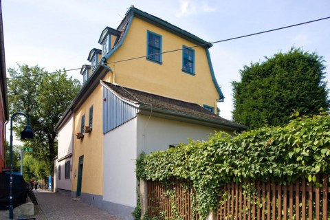 Jena is a university town and independent city in Thuringia in the metropolitan region of Central