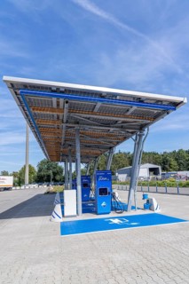 ARAL pulse e-charging station on the A3 motorway, Rees junction, in Isselburg, 4 fast-charging