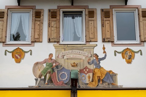House facade with Lüftlmalerei, Garmisch, Garmisch-Partenkirchen, Upper Bavaria, Bavaria, Germany,