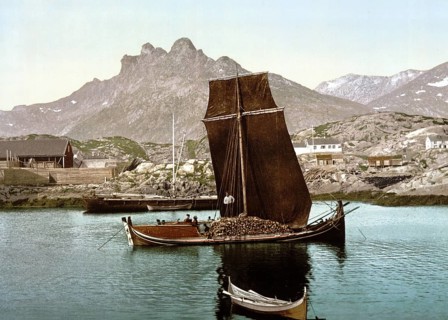 Print shows a Nordlandsbåt ship, outside of the town of Svolvær in the Lofoten district, Nordland