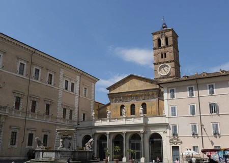 Church of Santa Maria in Piazza Santa Maria in Trastevere, Rome, Italy, Europe