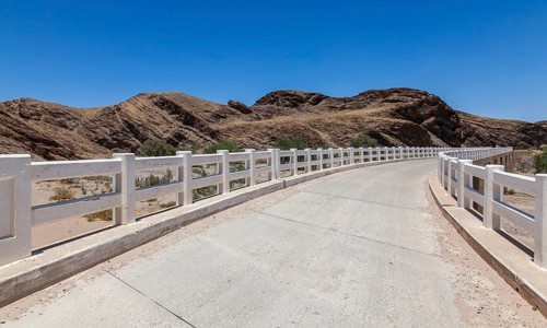 Bridge over the Kuiseb River, C14 on the road, Namibia, Africa