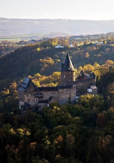 Stahleck Castle, hilltop castle in autumn, Bacharach on the Rhine, UNESCO World Heritage Upper