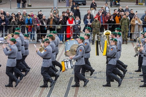 Public roll call of the Army Officers' School on Theatre Square: Bundeswehr honours and bids