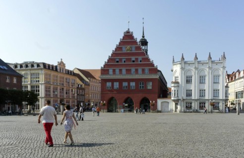 Market square with the town hall of Greifswald, 12/09/2016