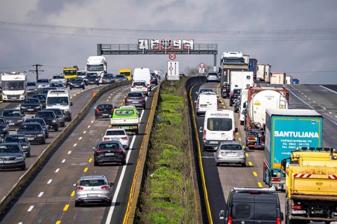 Motorway A3 near Flörsheim, narrowing of lanes due to roadworks, Hesse, Germany, Europe