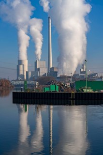The STEAG combined heat and power plant in Herne-Baukau, hard coal-fired power plant, in front the