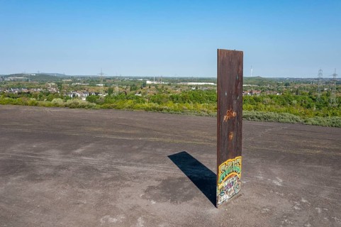 Schurenbach Halde, Bramme landmark for the Ruhr area by artist Richard Serra, Essen, North