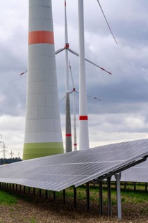 Wind farm and large-scale photovoltaic system, north-east of Bad Wünnenberg, near the village of