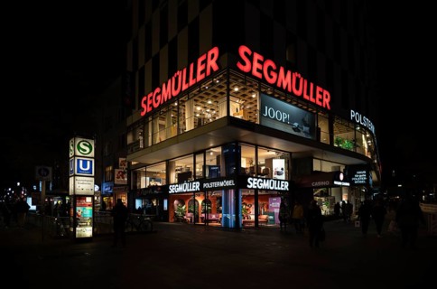 Night shot, Segmüller furniture store, Joop!, logo, department stores' chain, Rotebühlstraße,