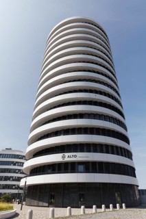 Alto Medienhafen office tower, Office Campus by SOP Architekten, Düsseldorf Media Harbour