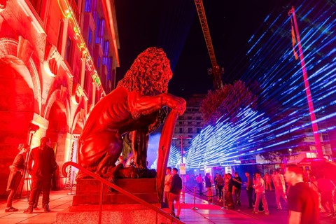 On 18 September 2024, the @Nachtschicht started again at 9 pm in Dresden City Hall. Dresdeners who