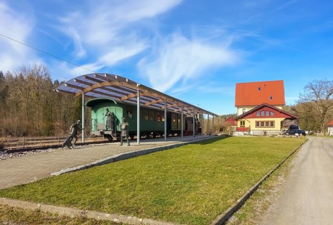 Durlesbach railway station, opened in 1849 and decommissioned in 1984, railway monument, railway