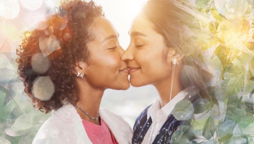 Two women are kissing each other.. Scene is romantic and intimate, AI generated