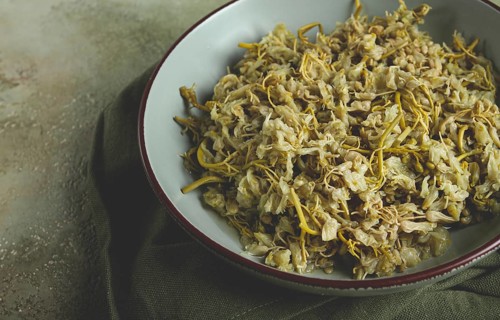 Jonjoli, Colchian klekachka, Georgian appetizer, pickled jonjoli, no people