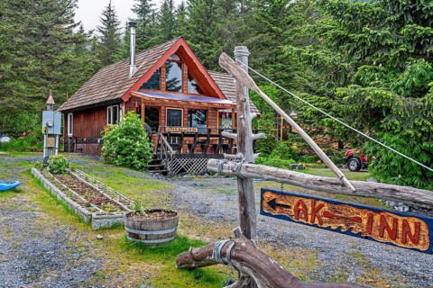 Cosy wooden house, pub, inn, Seward, Alaska, USA, North America