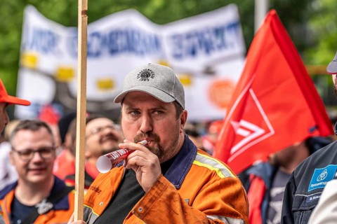 Demonstration by many thousands of steelworkers in front of the ThyssenKrupp headquarters in Essen