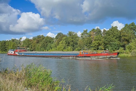 Cargo ship, Elbe-Havel Canal near Wusterwitz, Brandenburg, Germany, Europe