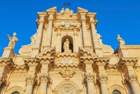 Syracuse Duomo facade, Ortygia, Syracuse, Sicily, Italy, Europe