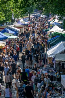 Flea market at the summer festival at the Gruga in Essen, 10-day fair at Messe Essen, with one of