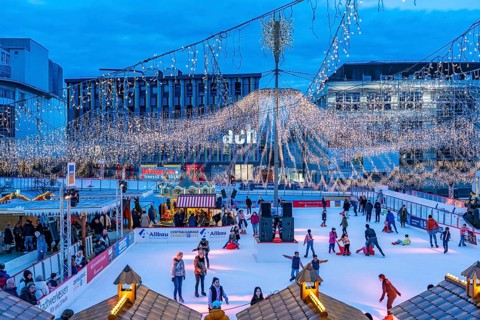 Essener Wintertraum, ice rink and catering on the Kennedyplatz in Essen, on over 2, 000 m2 and 2