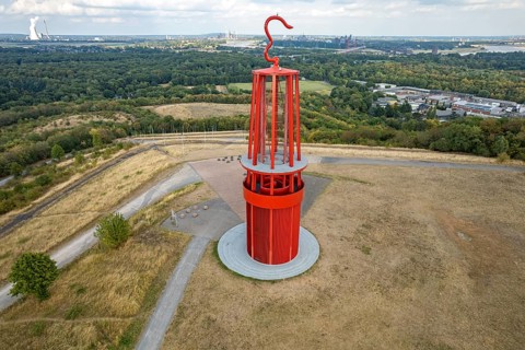 Mining lamp Das Geleucht on the Rheinpreußen spoil tip in Moers seen from the air, North