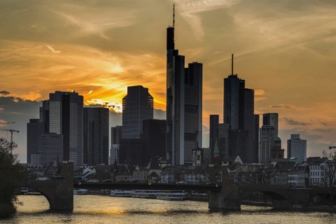 Skyline and banking district at sunset, Daemmerung, Tower 185, Commerzbank, HelaBa, Hessische