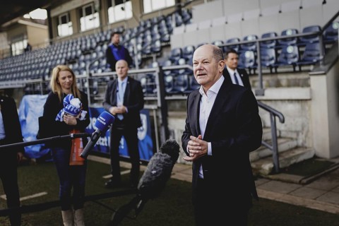 Olaf Scholz (SPD), Federal Chancellor, recorded during a press statement after a visit to SV