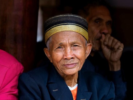 Old man, portrait, in festive clothes, funeral ceremony, Tana Toraja, Sulawesi, Indonesia, Asia