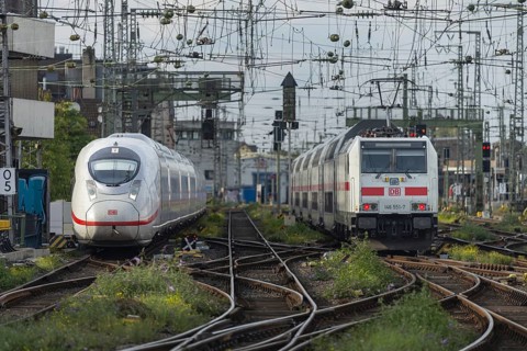 Arriving ICE and departing Intercity, track apron of Cologne Central Station, Cologne, North