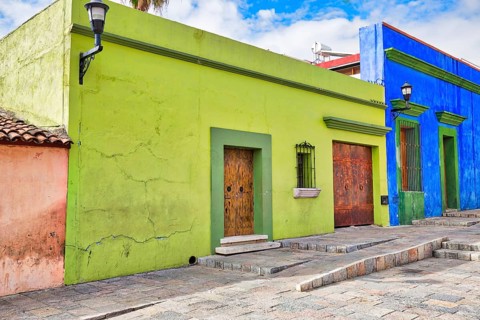 Oaxaca, Scenic old city streets and colorful colonial buildings in historic city center