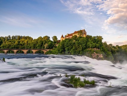 Rhine Falls with Laufen Castle, Neuhausen, Canton Schaffhausen, Switzerland, Europe