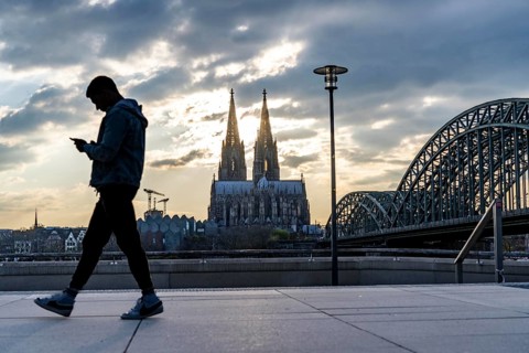 Panorama, Skyline of Cologne, with the cathedral and the railway bridge, Hohenzollern Bridge, on