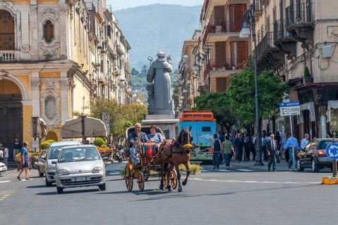 Traffic in a Piazza Tass in Sorrento, Campania, Italy, Europe