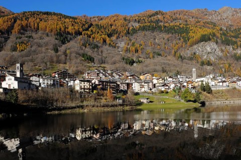 Village Carona in autumn, italian Alps, Lombardy, Italy, Europe